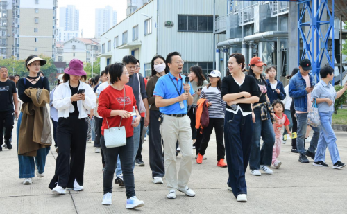 够野你就来——2024中国南酸枣之乡旅游文化音乐节齐云山登山节圆满收官(图5)